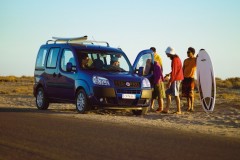 Fiat Doblo minivan foto 1