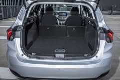 Fiat Tipo 2020 familiar foto 8