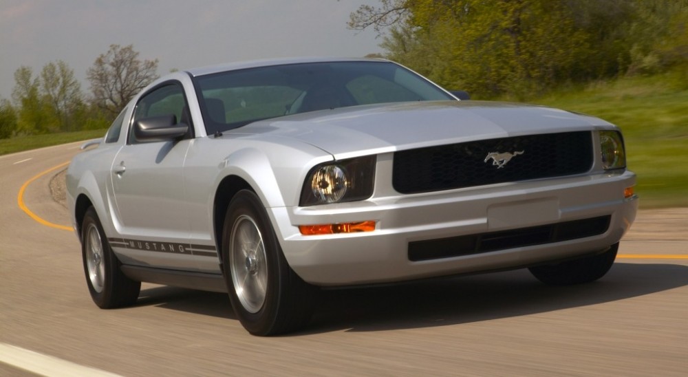 Ford Mustang 2005 photo image