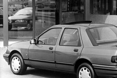 Ford Sierra 1990 sedana foto attēls 1
