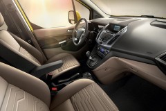 Ford Tourneo minivan photo image 5