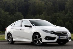 Honda Civic sedana foto attēls 3