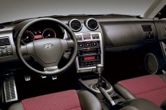 Hyundai Coupe 2004 foto attēls 19