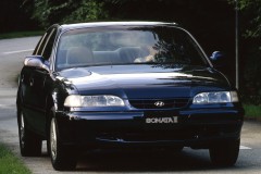 Hyundai Sonata 1993 foto 1