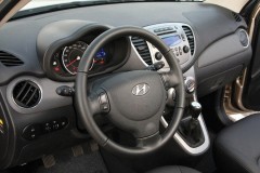 Hyundai i10 2011 foto attēls 7