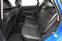 Hyundai i30 hatchback photo image 11