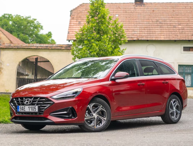 Hyundai i30 2020 photo image