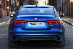 Jaguar XE 2019 photo image 3