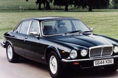 Jaguar XJ 1982 foto 1