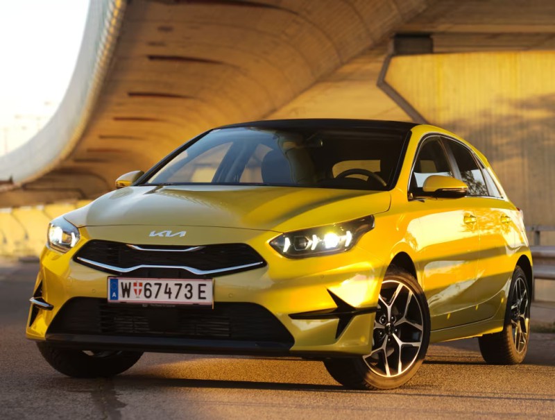 Kia Ceed 2021 photo image