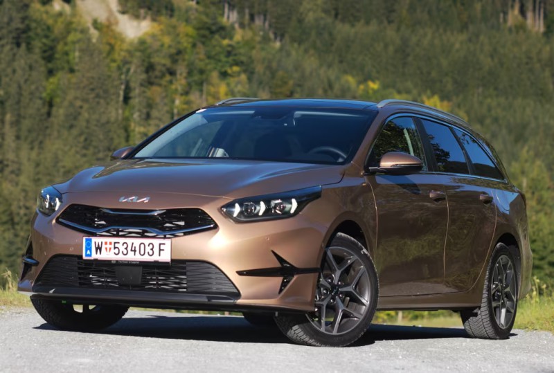 Kia Ceed 2021 foto attēls