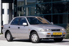 Kia Sephia 1993 sedana foto attēls 1
