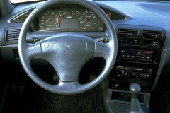 Kia Sephia 1993 sedan foto 4