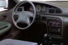 Kia Sephia 1995 sedana foto attēls 6