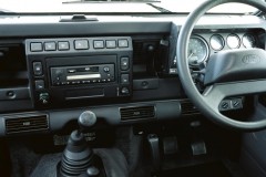 Land Rover Defender 1996 foto attēls 2