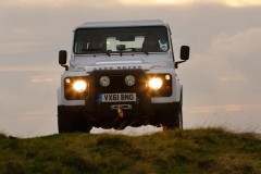 Land Rover Defender 2011 foto attēls 8