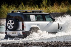 Land Rover Defender 2019 foto attēls 6