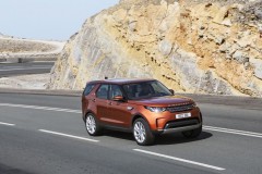 Land Rover Discovery 2016 5 foto attēls 11