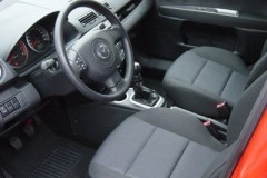 Mazda 2 hatchback photo image 3