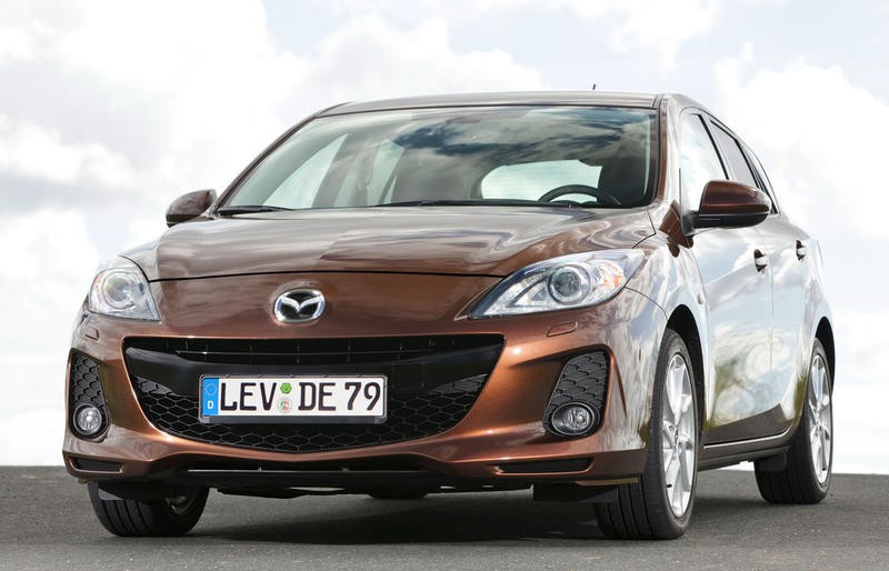 Mazda 3 2011 foto attēls