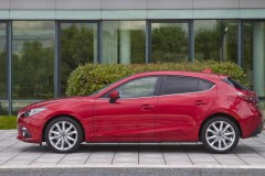Mazda 3 2013 hečbeka foto attēls 4