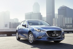Mazda 3 2016 hečbeka foto attēls 11