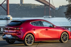 Mazda 3 2019 hatchback photo image 1