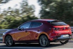 Mazda 3 2019 hečbeka foto attēls 6