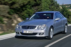 Mercedes CLK 2005 coupe foto 2