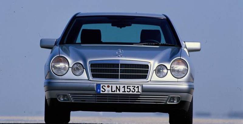 Mercedes E klases 1995