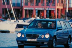 Mercedes E klases 1999 S210 universāla foto attēls 9
