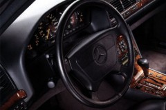 Mercedes S klases 1993 sedana foto attēls 9