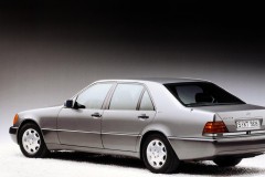 Mercedes S klases 1993 sedana foto attēls 5