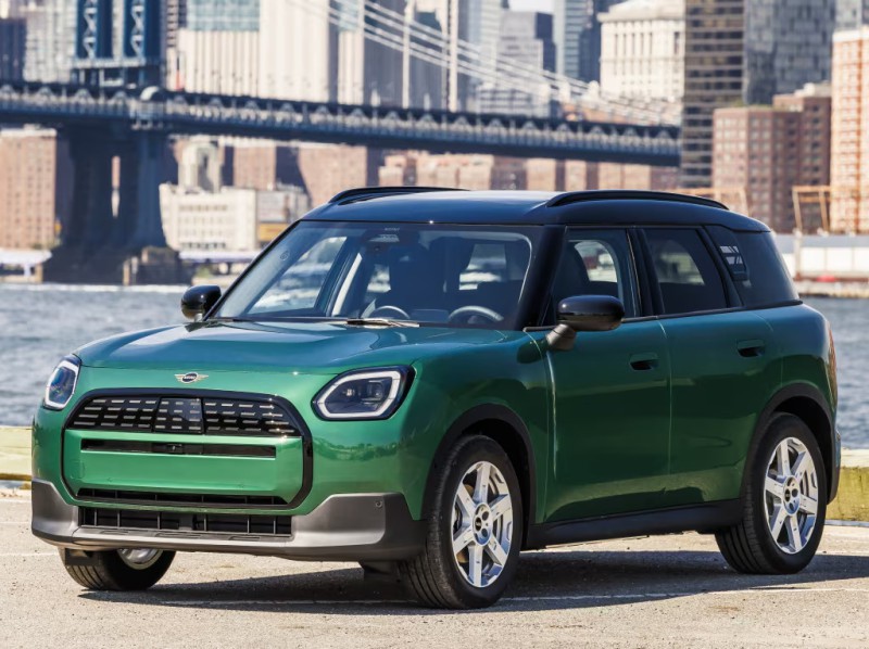 Mini Countryman 2023 foto attēls
