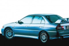 Mitsubishi Lancer Evolution 1996 foto attēls 1