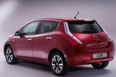 Nissan Leaf 2012 foto attēls 8