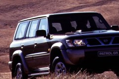 Nissan Patrol 1997 foto 2