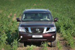 Nissan Patrol 2010 foto 11