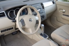 Nissan Tiida 2007 hatchback photo image 5