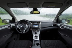 Nissan Tiida 2013 hatchback photo image 8