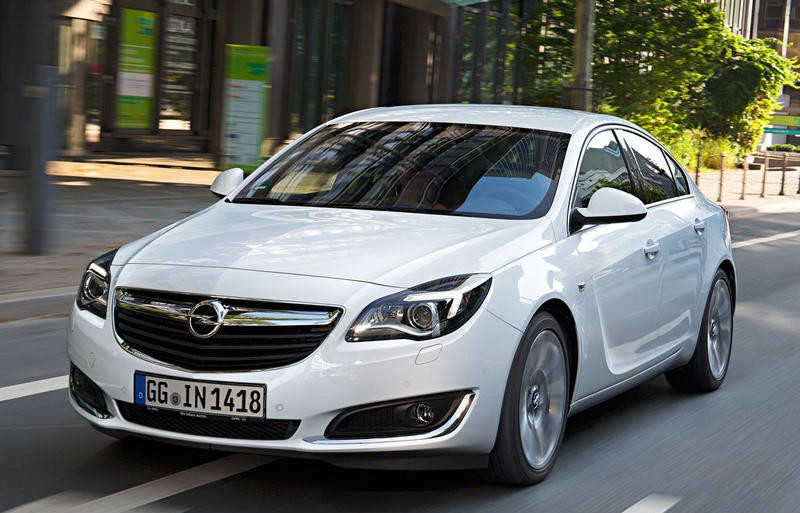 Opel Insignia 2013 Sedan (2013 - 2017) reviews, technical data, prices