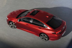 Opel Insignia 2017 hatchback photo image 4