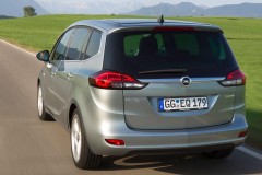 Opel Zafira 2011 foto attēls 14