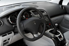 Peugeot 5008 2009 minivena foto attēls 9