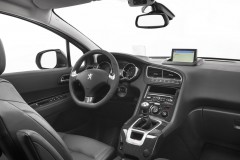 Peugeot 5008 2013 minivan photo image 6