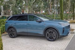 Peugeot 5008 2024 crossover foto 4