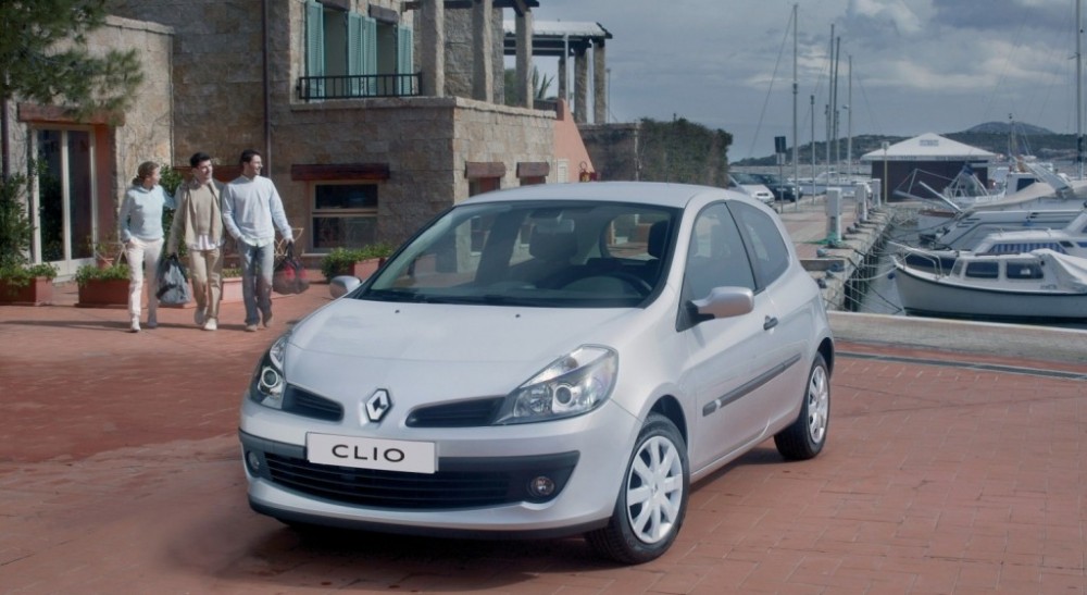 Renault Clio 2005 foto attēls