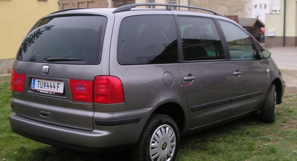 Seat Alhambra 2000 (2000 - 2010) reviews, technical data, prices