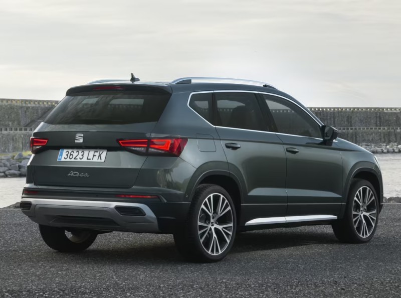 Seat Ateca 2020 reviews, technical data, prices