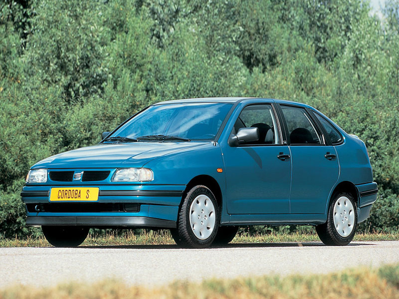 Seat Cordoba 1994 foto attēls